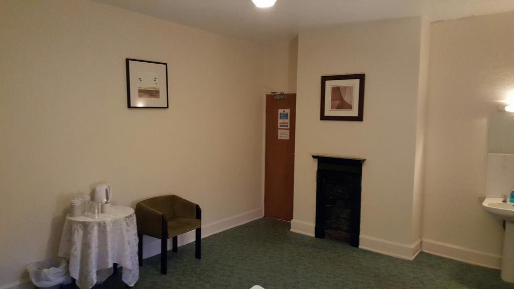 Station Hotel Hucknall Extérieur photo
