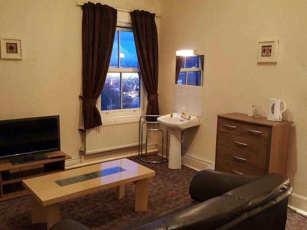 Station Hotel Hucknall Extérieur photo